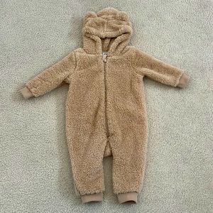 Old Navy fuzzy and warm one piece, zipper up bear outfit perfect as outer layer